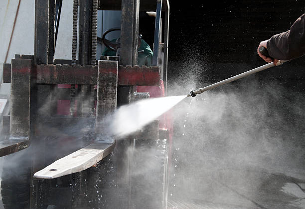 Best Building Exterior Washing  in Vaville, CA
